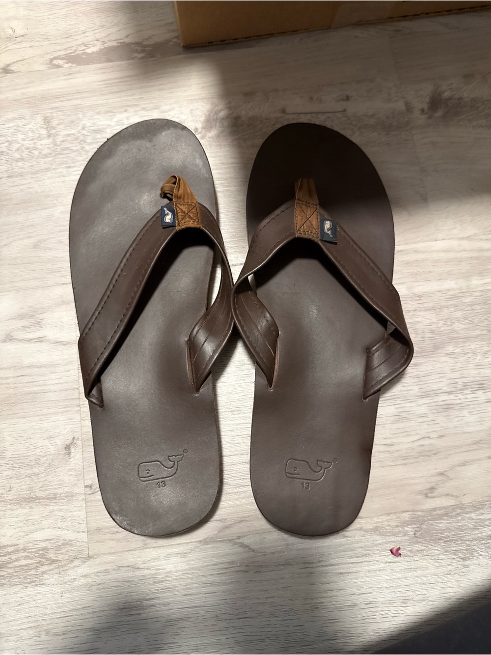 Leather Vineyard Vines Flip Flops- Size 13